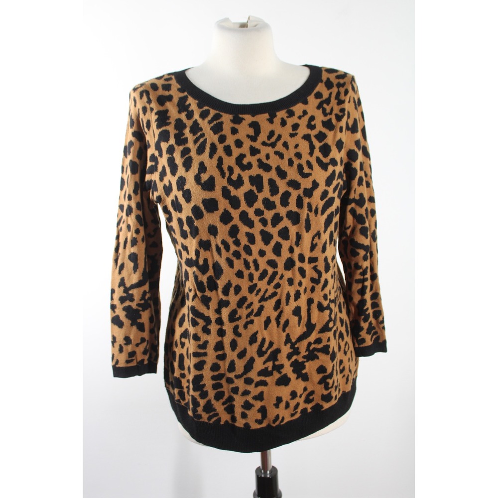 Talbots Size M Tan Black Leopard Print Sweater 3/4 Sleeve Crewneck Rayon Blend